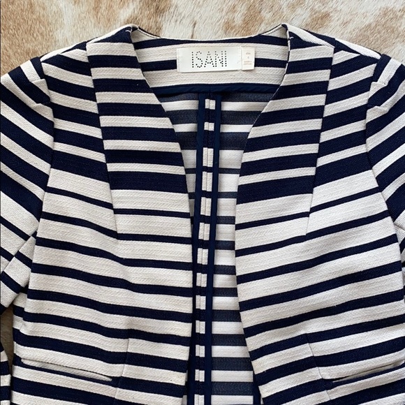 Gorgeous Anthropologie jacket - Picture 2 of 7